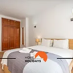 #290 Family Quiet Area דירה