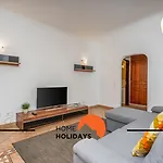 #290 Family Quiet Area شقة
