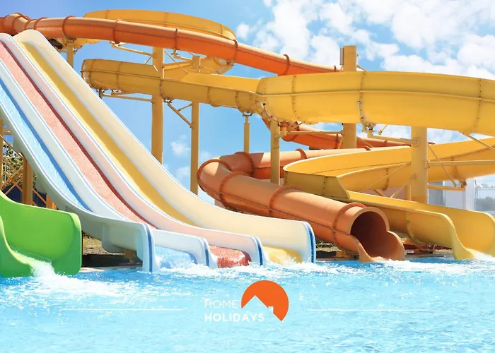 #290 Families Only - Choro Azul By Holidays *